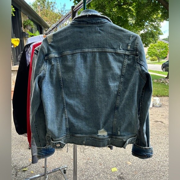 Zara denim jacket. - Picture 3 of 3